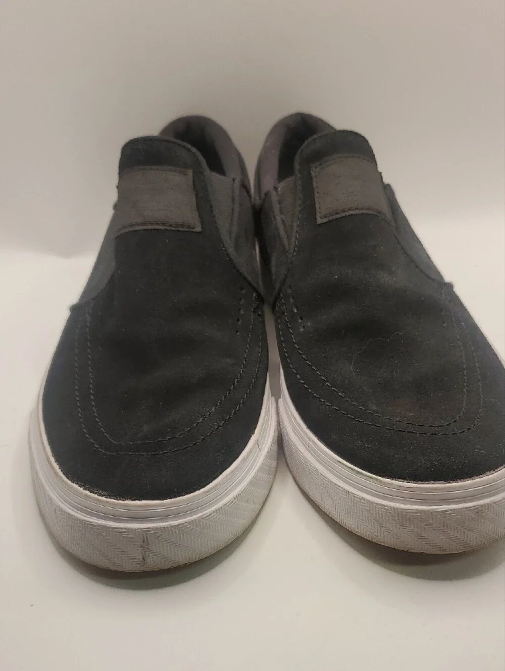 Nike Men’s Skateboarding Slip-On Low-Top Sneakers - Size 7